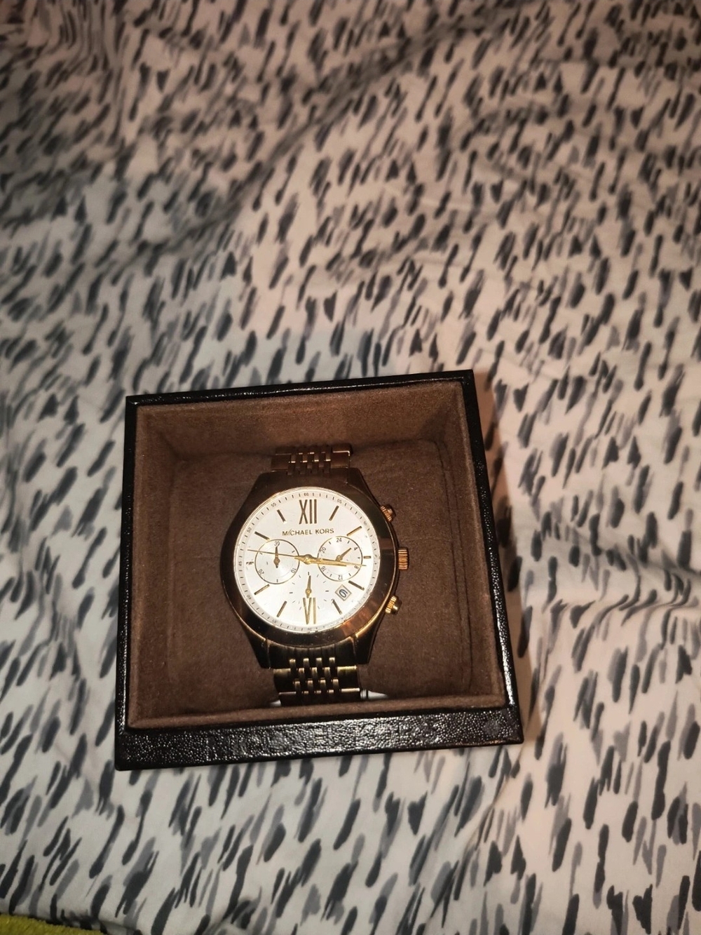 Michael Kors Gold and White Men’s Chronograph Bracelet Watch